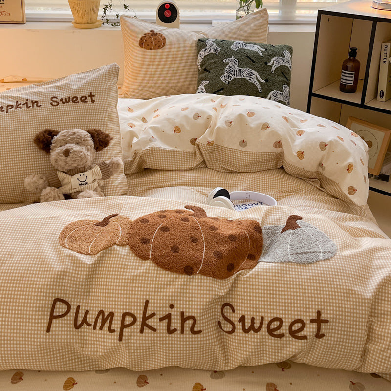 Luxury Cotton Embroidery Four-Piece Bedding Set – Soft, Breathable & Elegant Design