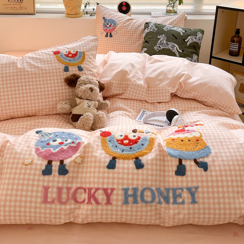 Luxury Cotton Embroidery Four-Piece Bedding Set – Soft, Breathable & Elegant Design