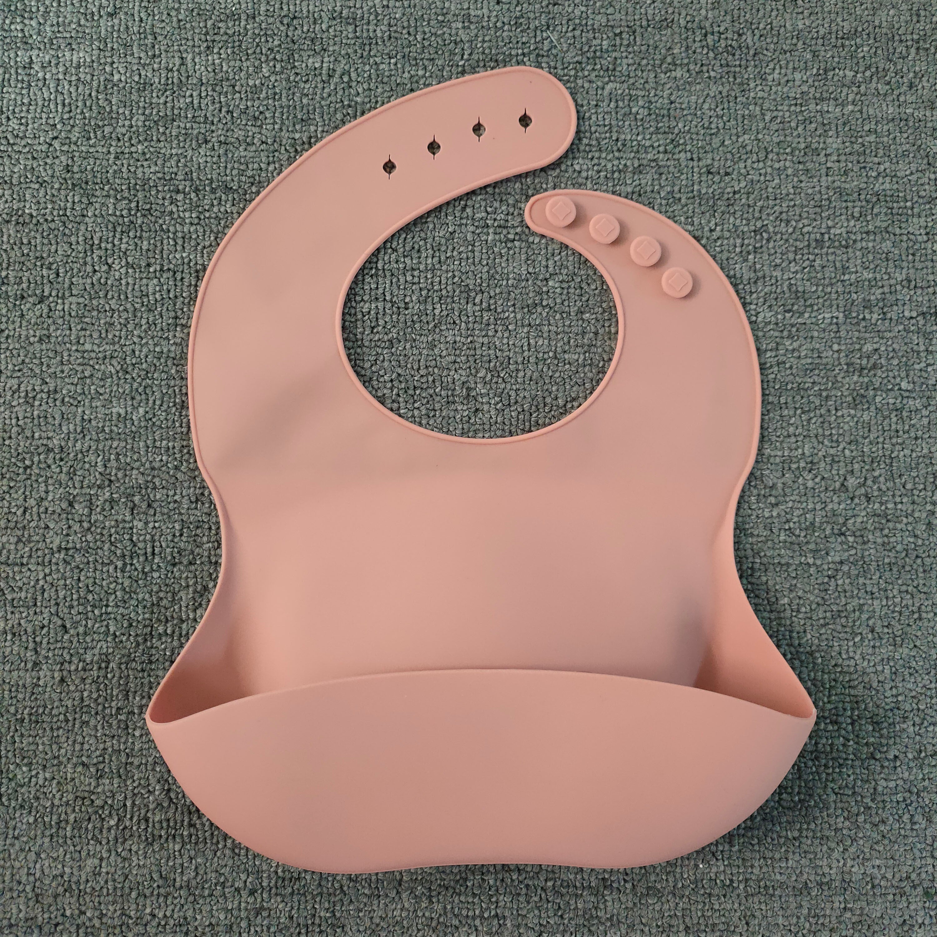 Soft Waterproof Silicone Baby Bib with Food Catcher – Easy Clean Feeding Bib